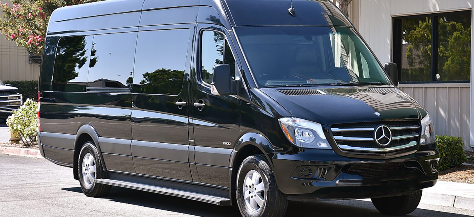 Mercedes Sprinter Limo 1