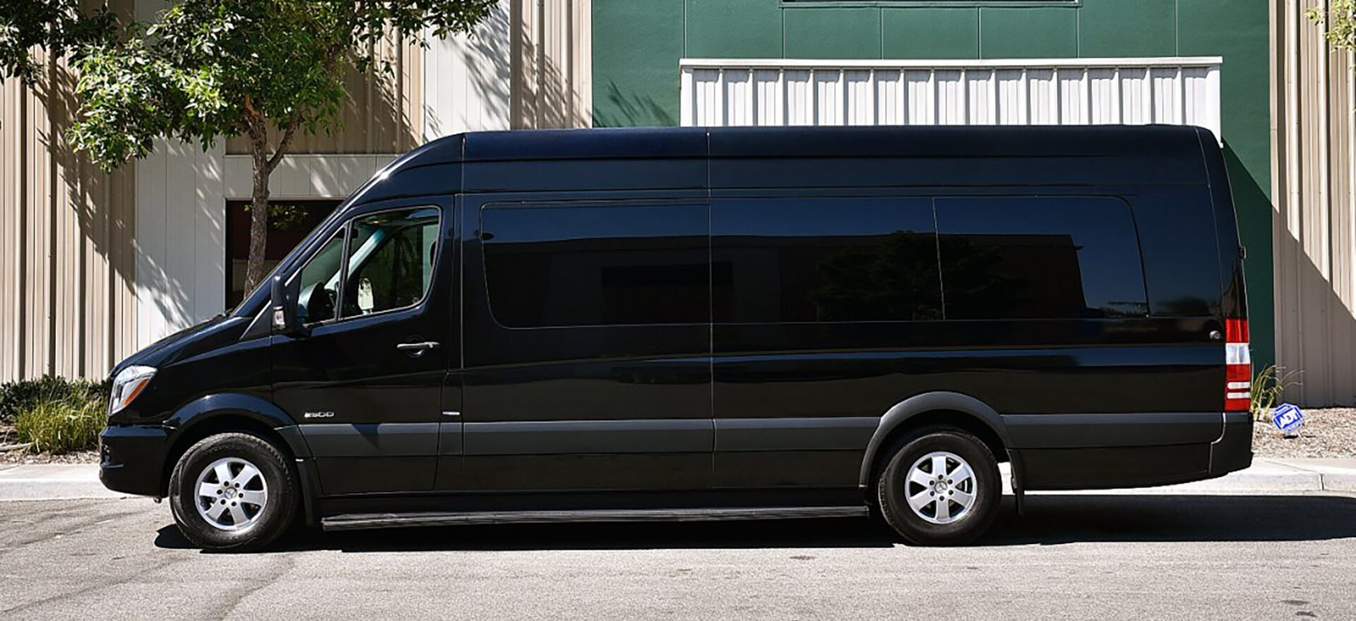 Mercedes Sprinter Limo 4