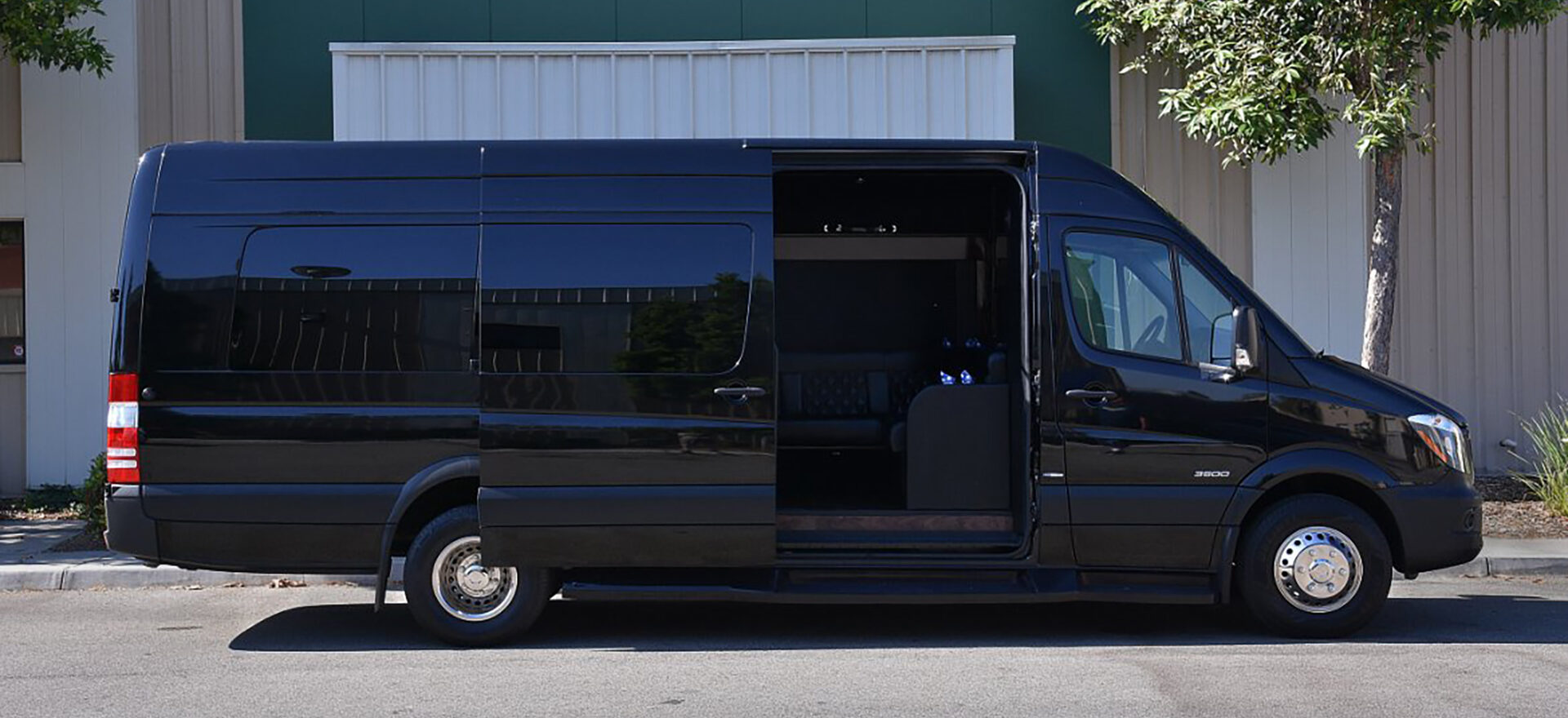 Mercedes Sprinter Limo 5